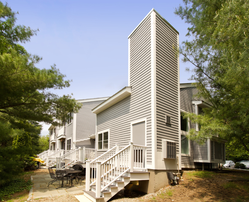 Case Study Hingham, MA Everlast Advanced Composite Siding